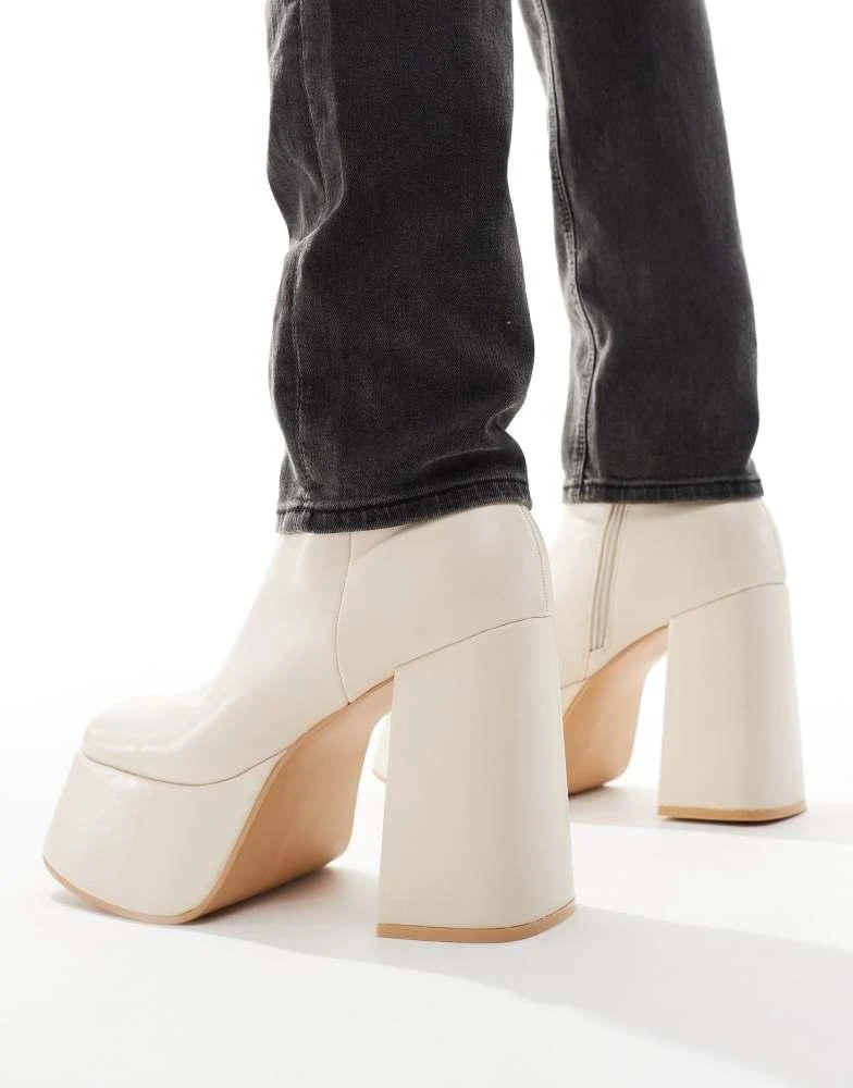 ASOS ASOS DESIGN extreme chunky heeled boot 4