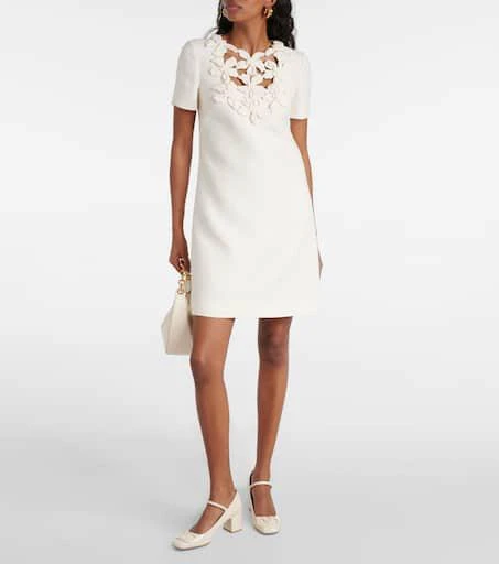 Valentino VLogo Signature patent leather Mary Jane pumps 3