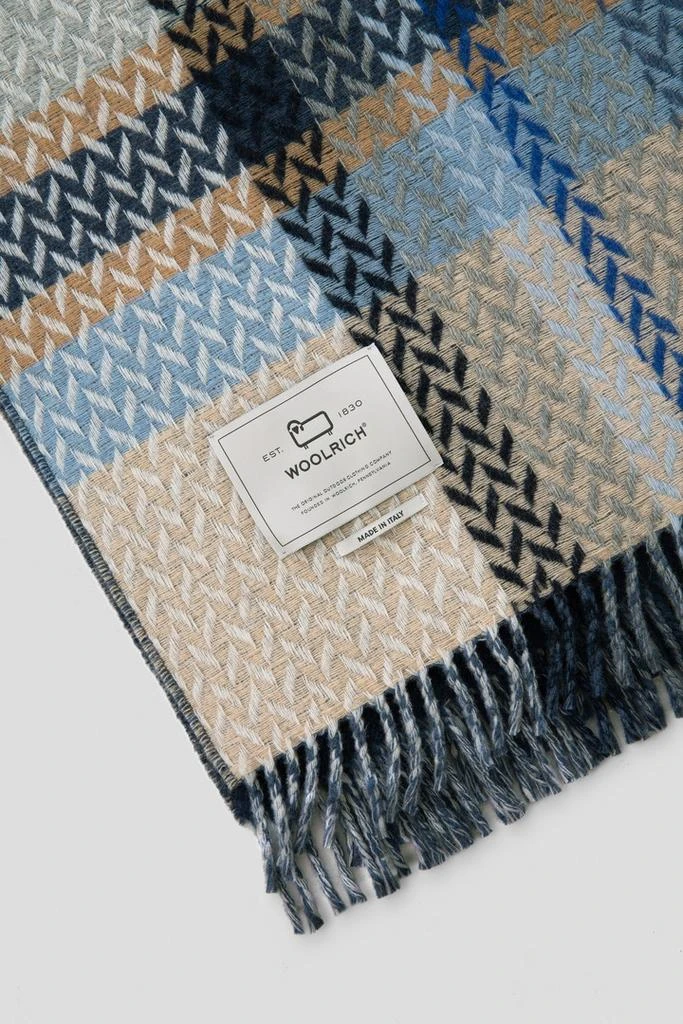 Woolrich Jacquard Check Blanket in a Wool Blend - Unisex - Blue 3