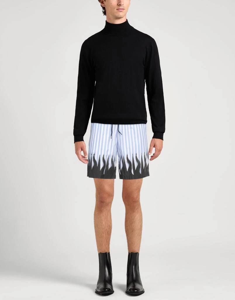 IHS Shorts & Bermuda 2
