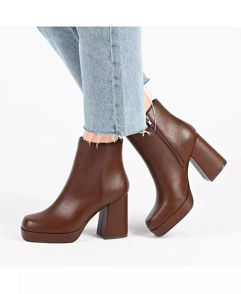 Journee Collection Women's Mollie Platform Block Heel Booties 9