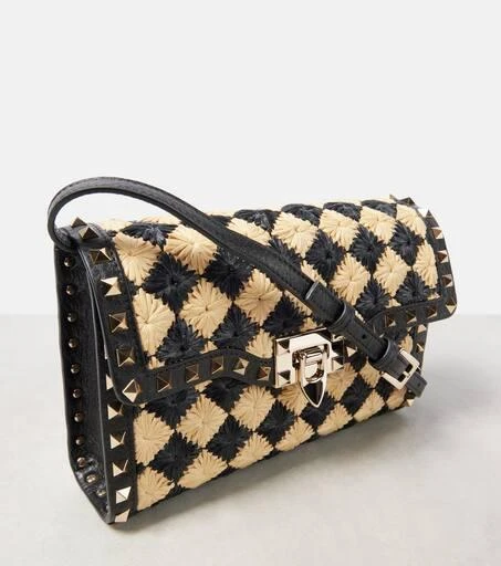 Valentino Rockstud Small raffia-effect shoulder bag 6