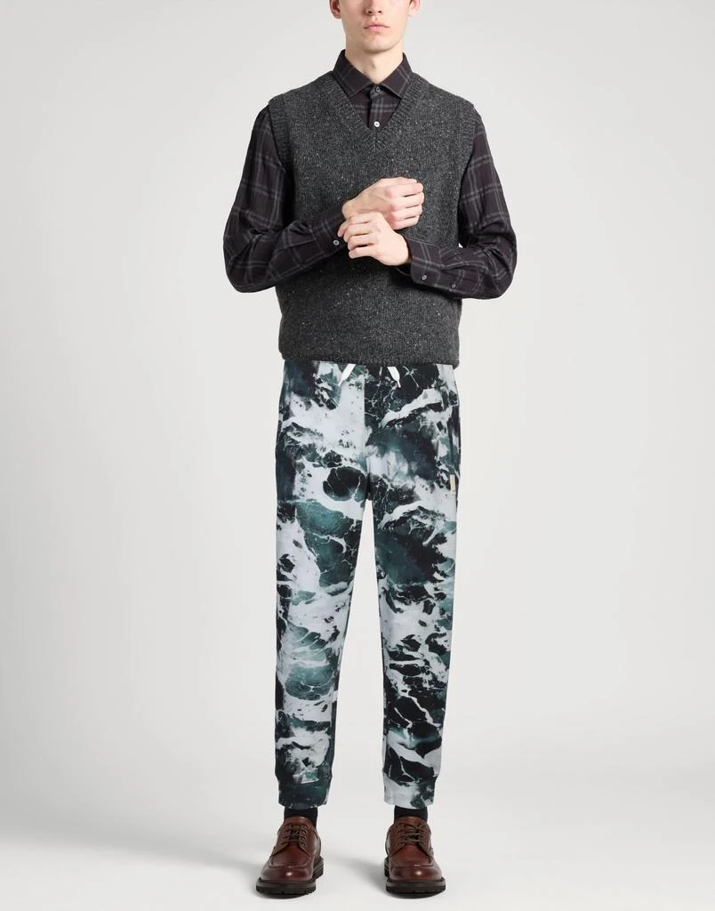 Emporio Armani Casual pants 2