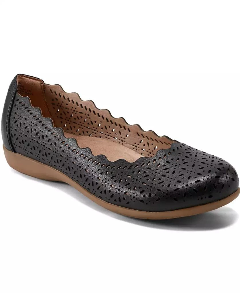 Earth Women's Bria Casual Flat 1