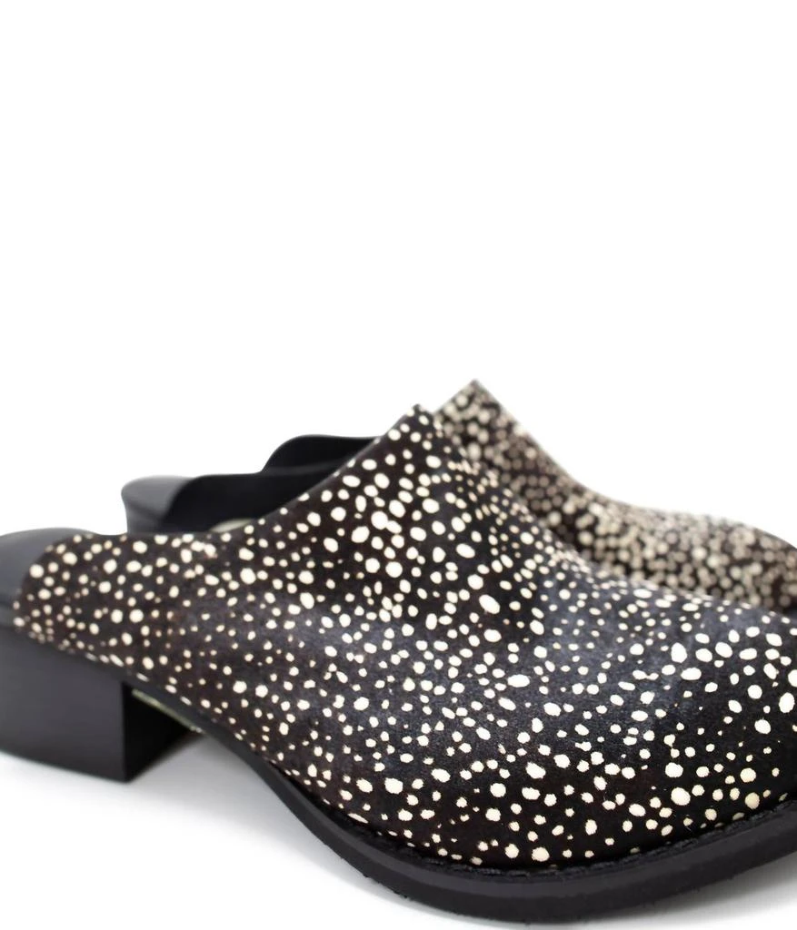 Sbicca Women's Damsel Hide Mules 4