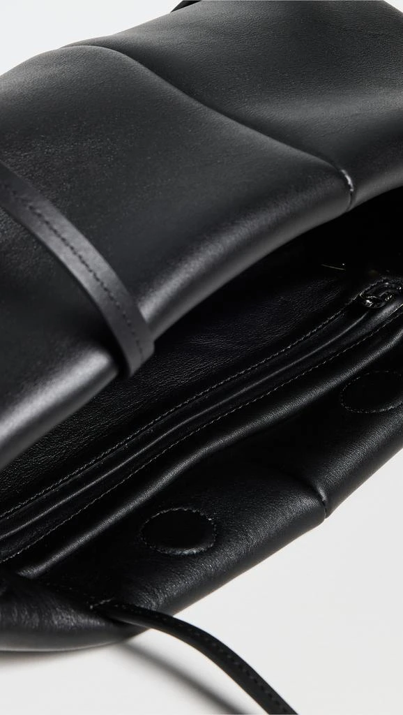 Maeden Boulevard Clutch 5