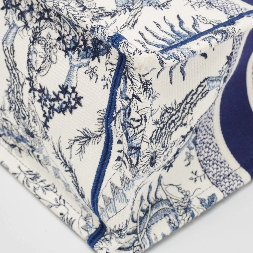 Dior Dior White/Blue Embroidered Toile De Jouy Soleil Canvas Medium Book Tote  12