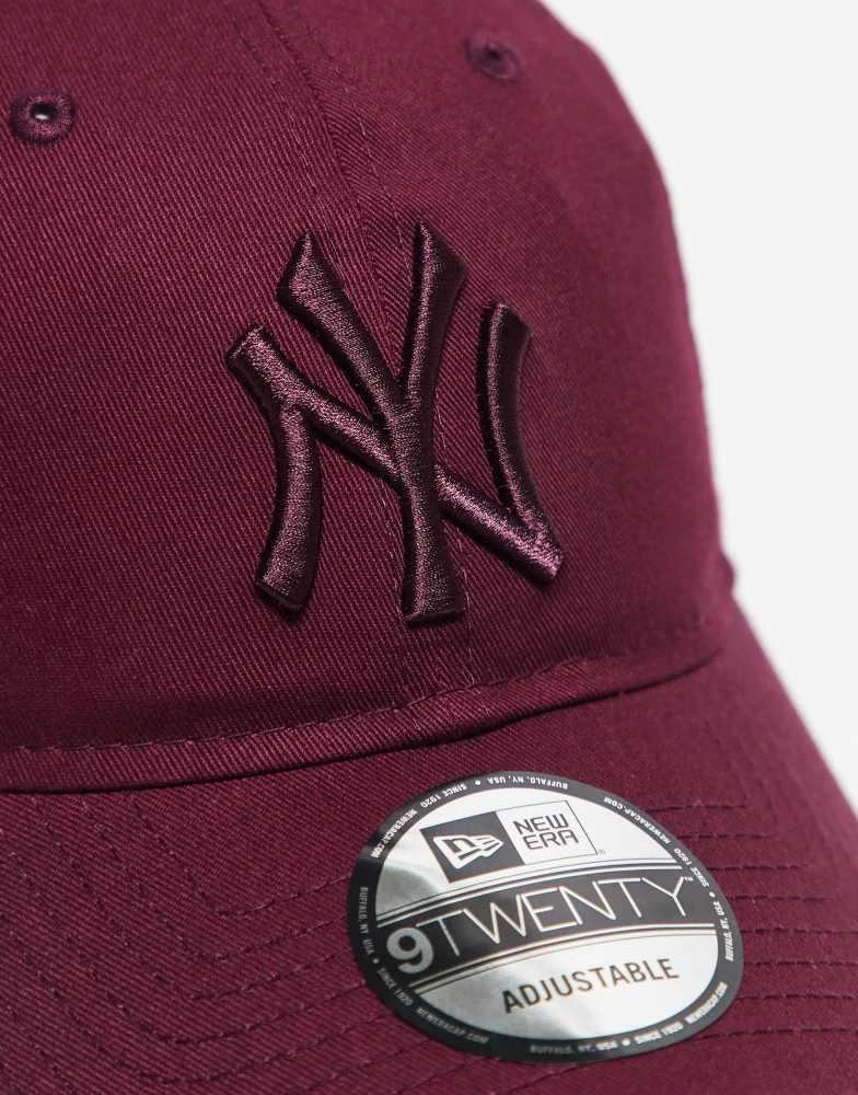 New Era New Era NY Yankees 9twenty unstructured tonal logo cap in burgundy 2