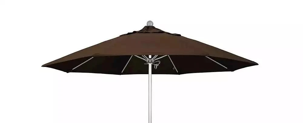 California Umbrella 9
 Venture Series Patio Umbrella 2