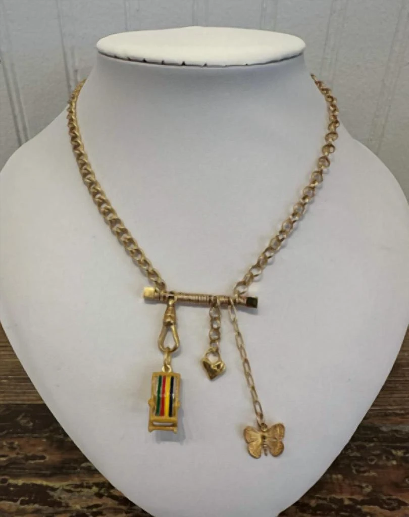 Azi Rasson Azi Rasson - Women
s 20n Beach Chair Butterfly Heart Locket