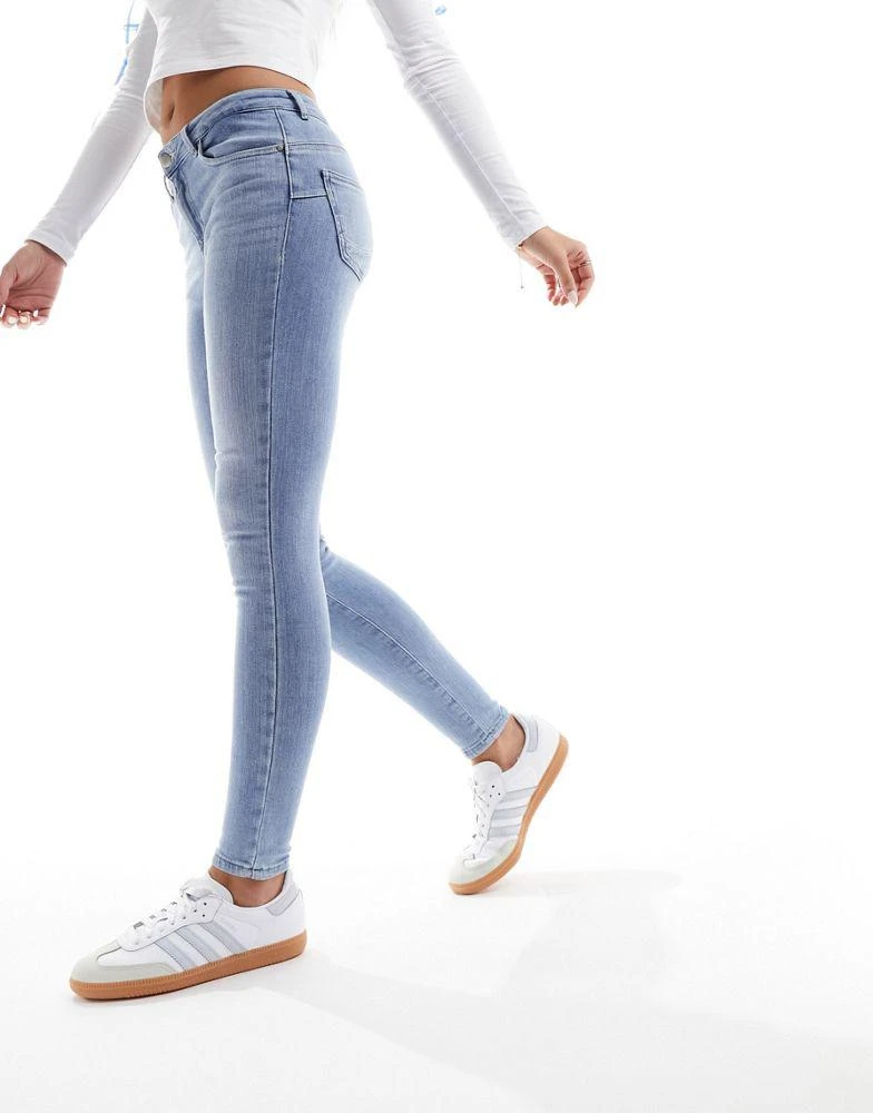 ONLY ONLY Power mid rise sculpt skinny jeans in light blue wash 5