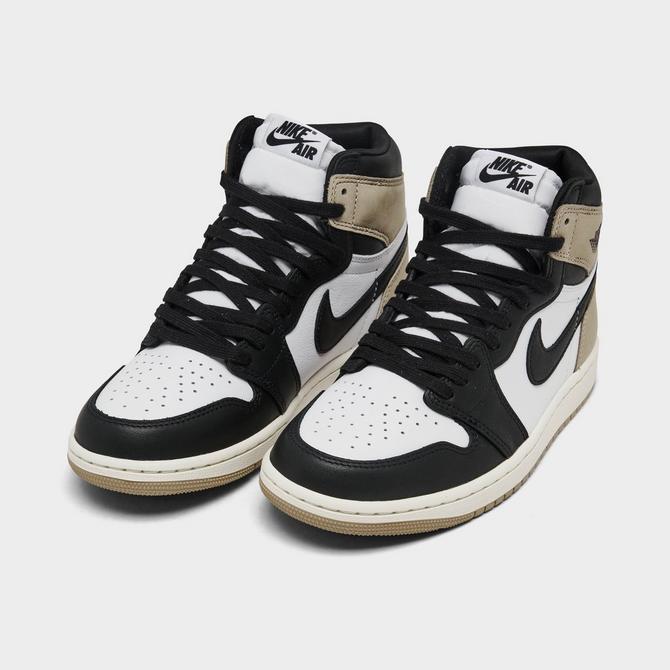 Jordan Women's Air Jordan Retro 1 High OG Casual Shoes