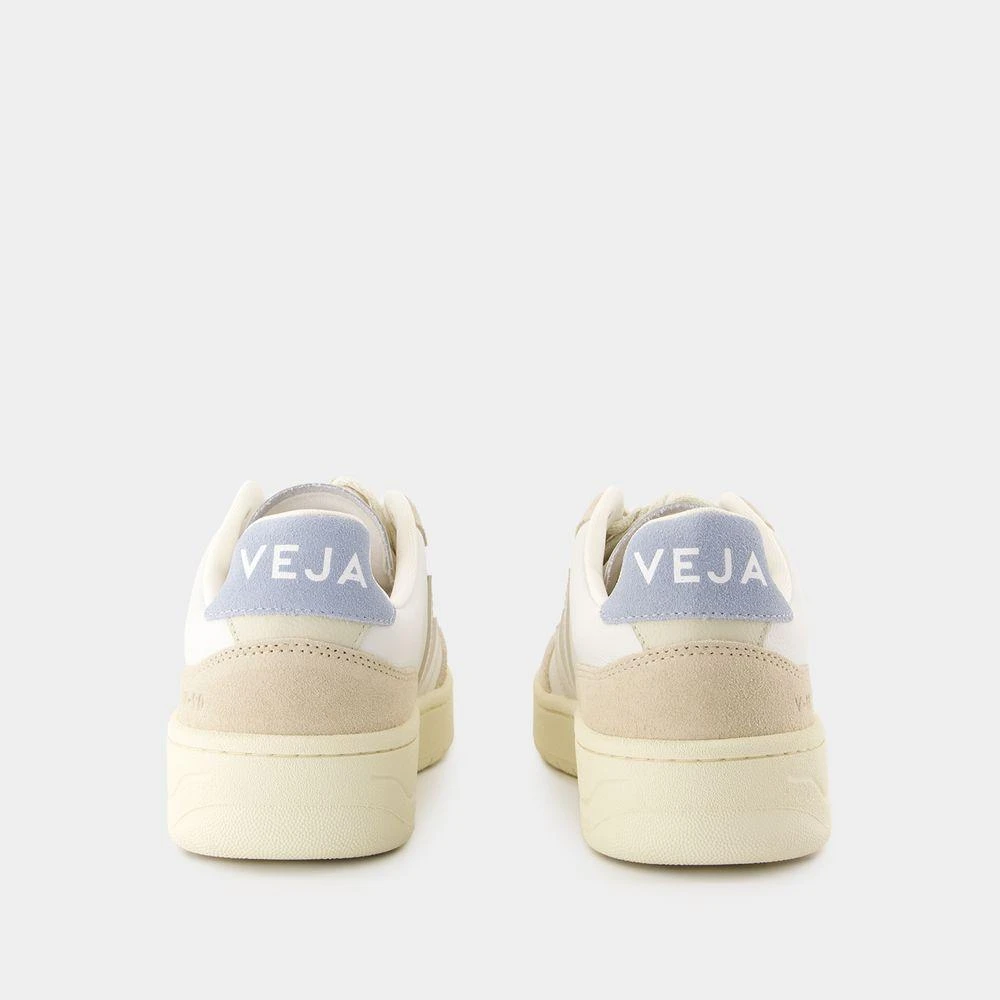 Veja V 3