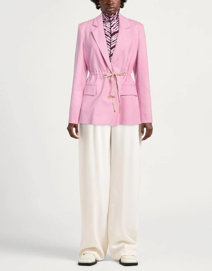 ATTIC AND BARN Blazer 2