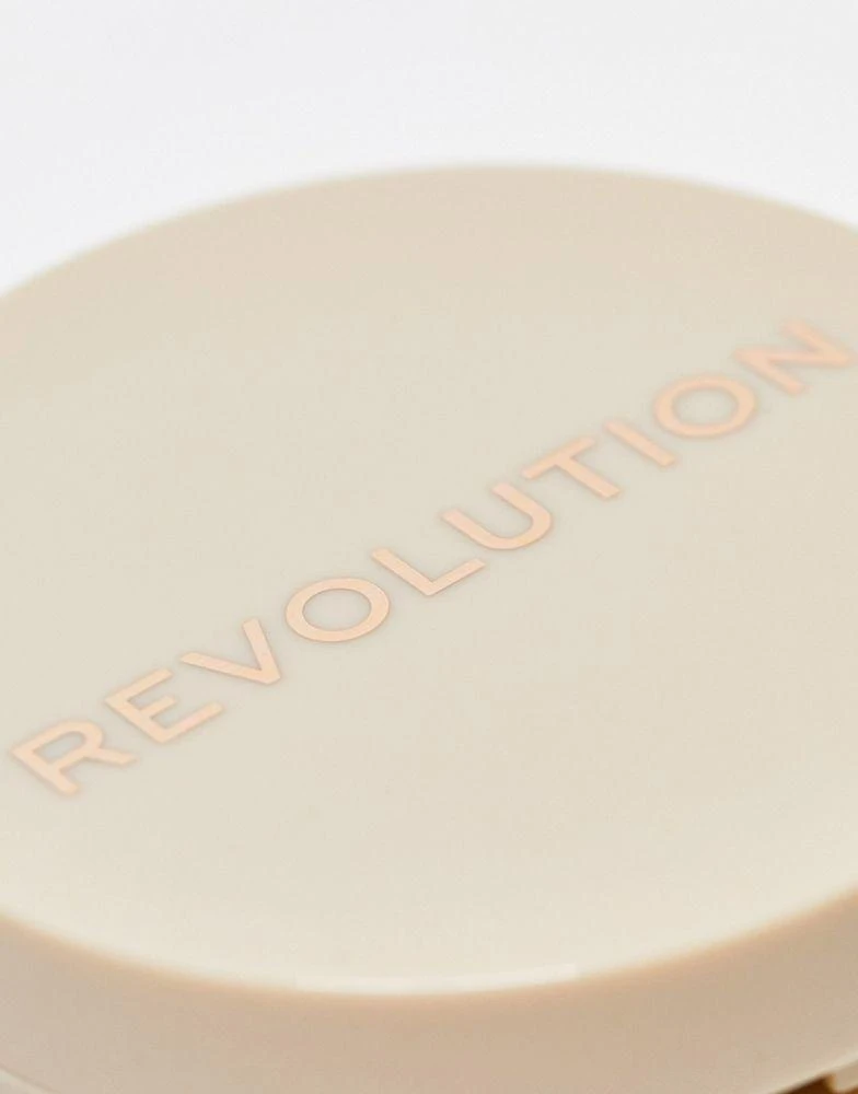 Revolution Revolution IRL Soft Focus 2 in 1 Powder Translucent 2