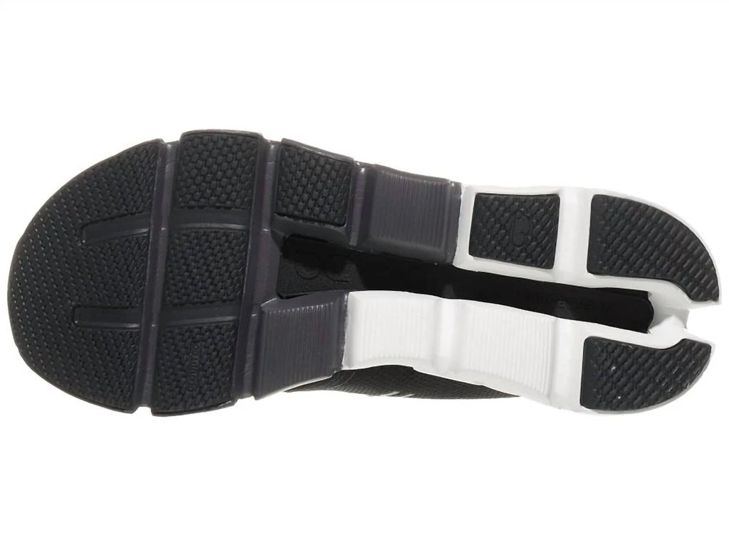 On Women's Cloudflyer 4 - B Running Shoe In Black/white 5