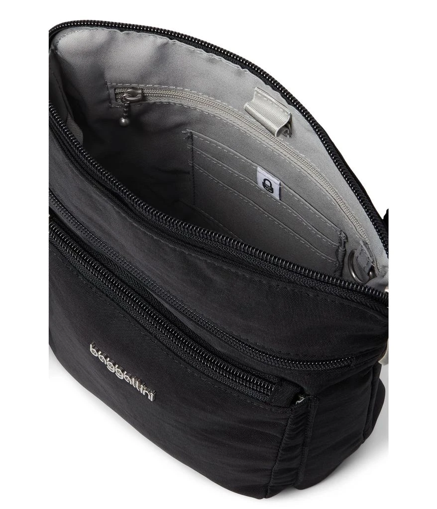 Baggallini Modern Pocket Crossbody 3