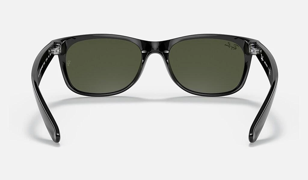 Ray-Ban NEW WAYFARER CLASSIC 4