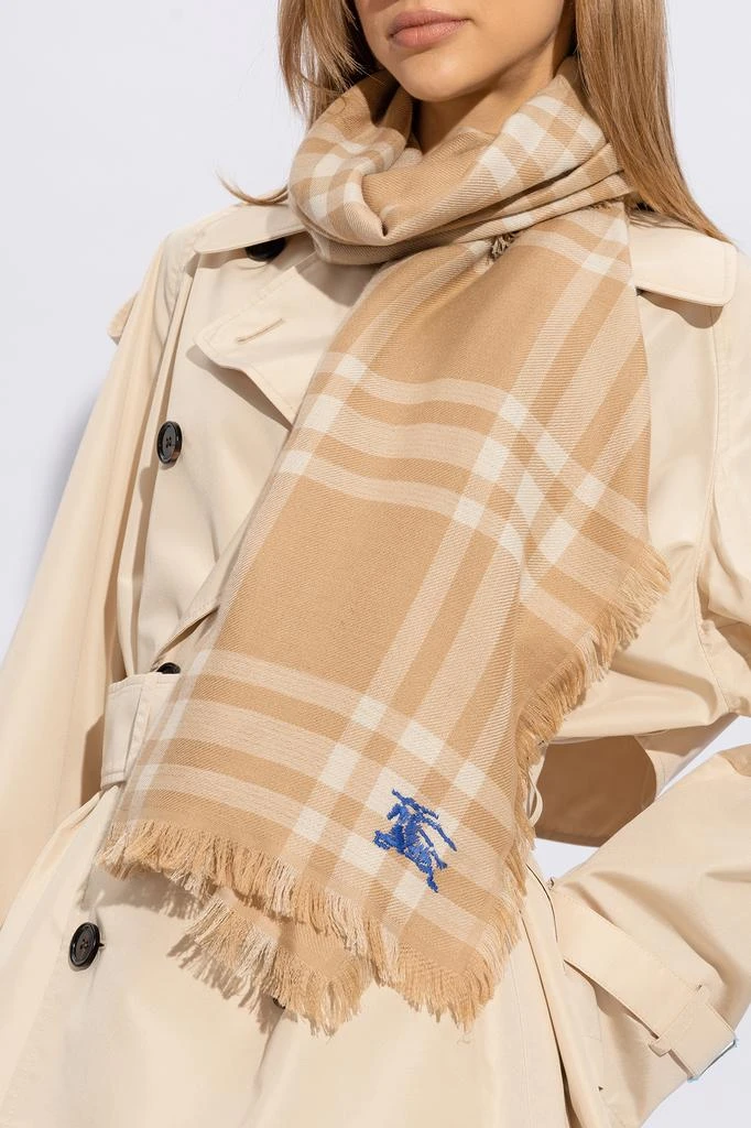 Burberry Wool scarf 2