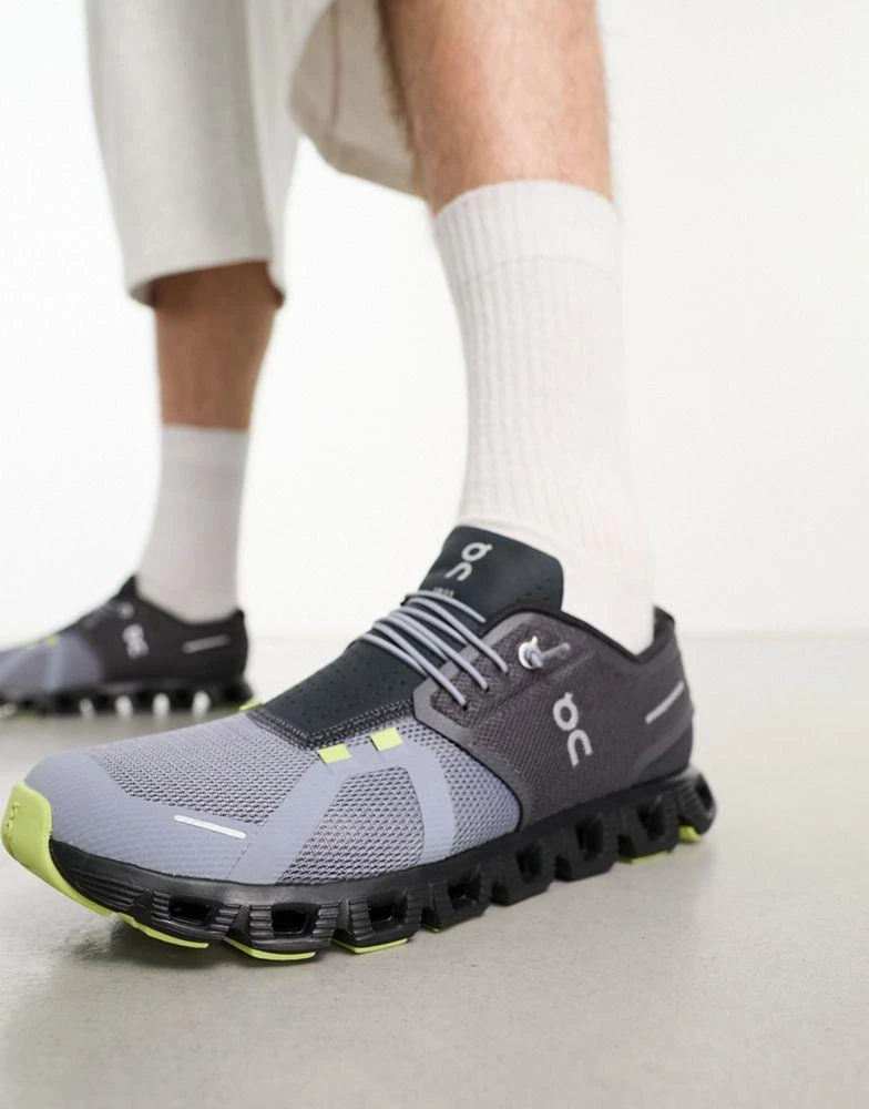 On ON Cloud 5 all day trainers in magnet and fossil 4