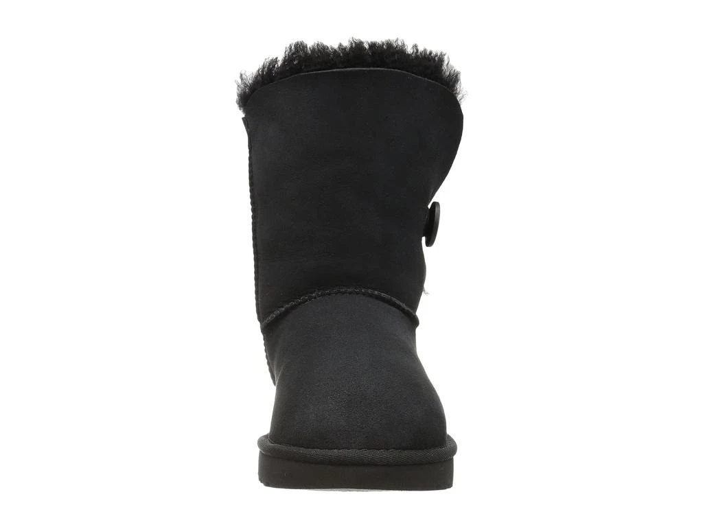 UGG Bailey Button II 7