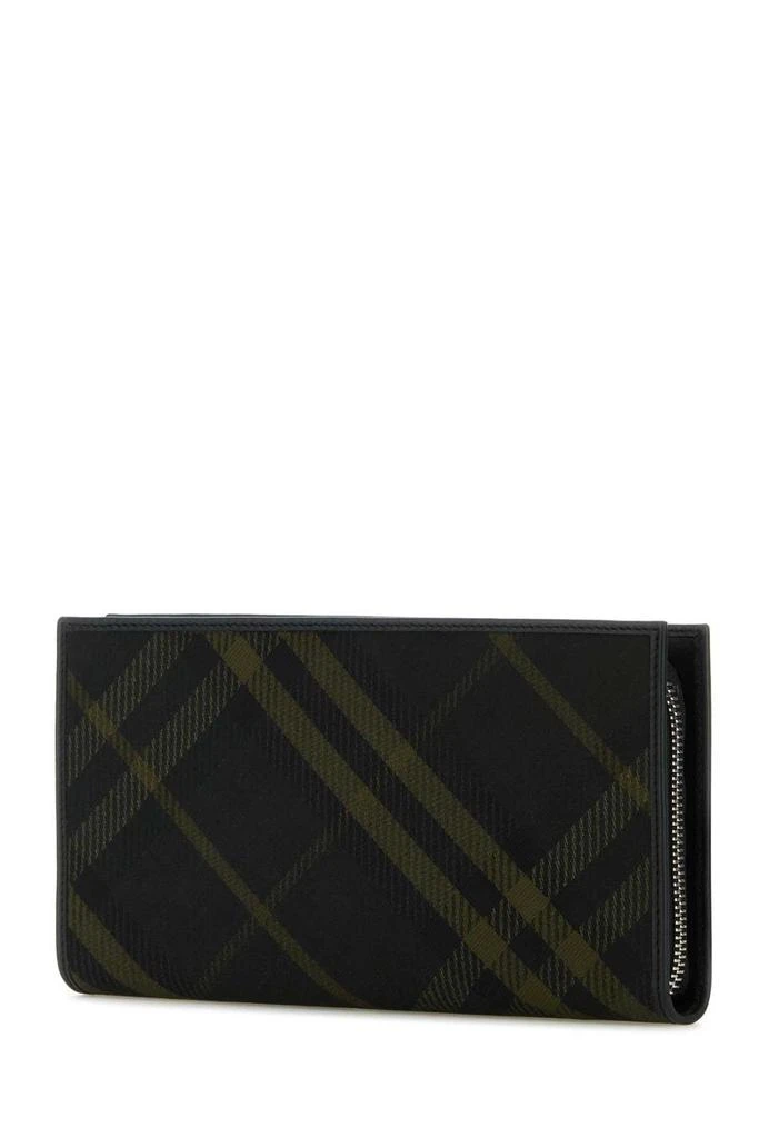 Burberry Burberry	Checked Zipped Continental Wallet 3