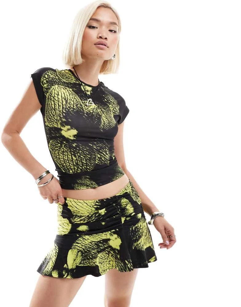 COLLUSION COLLUSION flippy micro mini skirt in bloom print co-ord 1