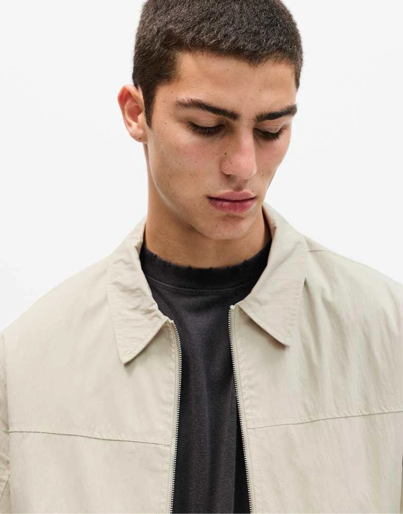 Pull&Bear Pull&Bear Lightweight jacket with lapel collar in sand 2