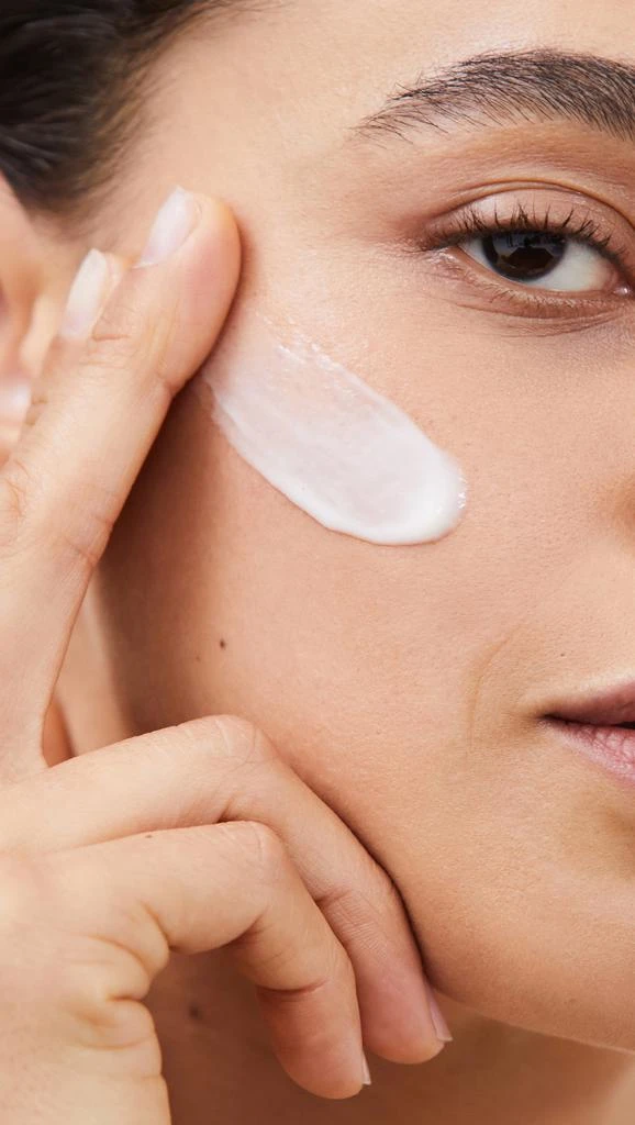 Goop Dark Spot Exfoliating Sleep Milk 3