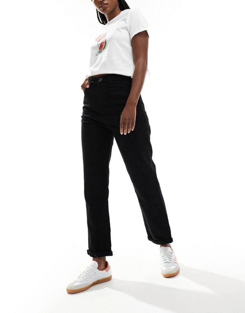 Don't Think Twice DTT Lou mom jeans in black 1
