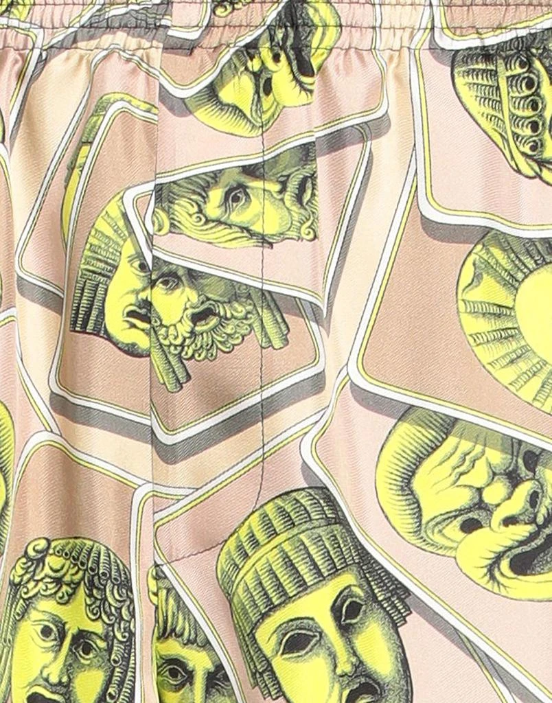 Versace Shorts
Bermuda 4