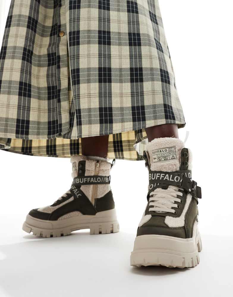 Buffalo Buffalo Aspha borg boot in beige