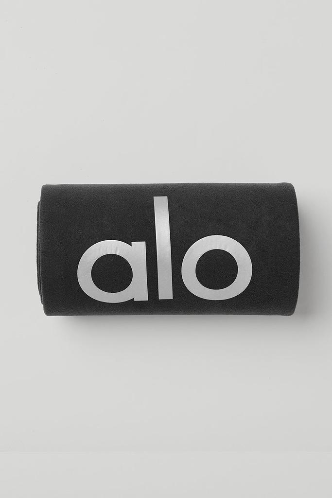 Alo Grounded No-Slip Towel - Black - Free Shipping - BeyondStyle