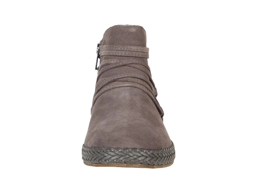 UGG Rianne Low 6