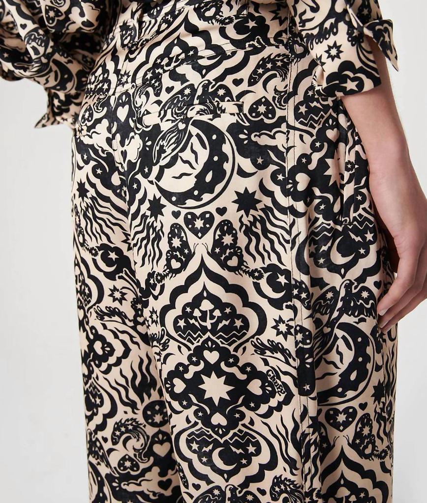 CHUFY High Waisted Juniper Pants In Stencil Black
