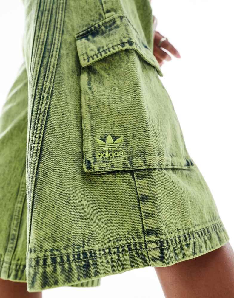 【ADIDAS】ADILENIUM 2 Denim Capri Short Pants - Lime / JM9 Adidas adidas Originals Adilenium denim capri short co-ord