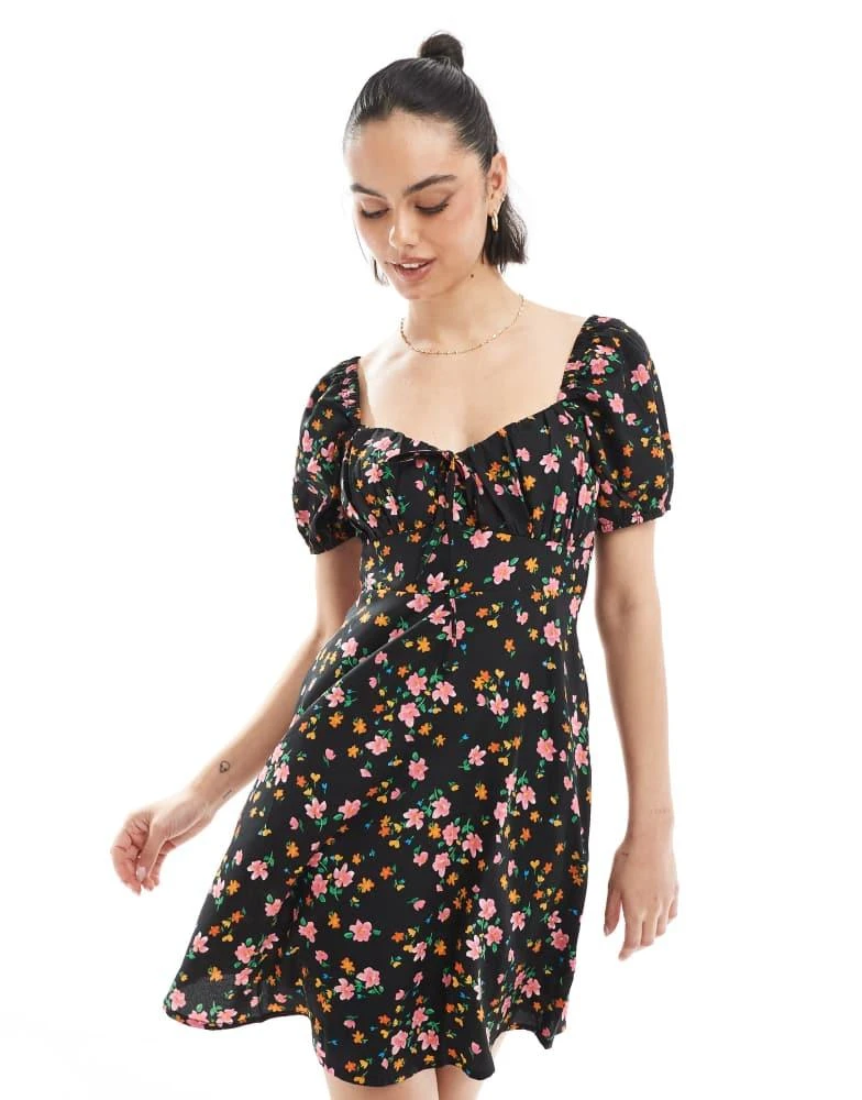Floral Print Wrap Over Tea Dress Ann Taylor Loft Floral Dress Size Black Womens Medium FREE Floral Print Wrap Over Tea Dress Ann Taylor Loft Floral Dress Size Black Womens Medium FREE