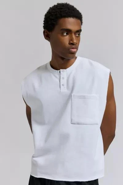 BDG BDG Raw Cut Sleeveless Pocket Henley Tee 1