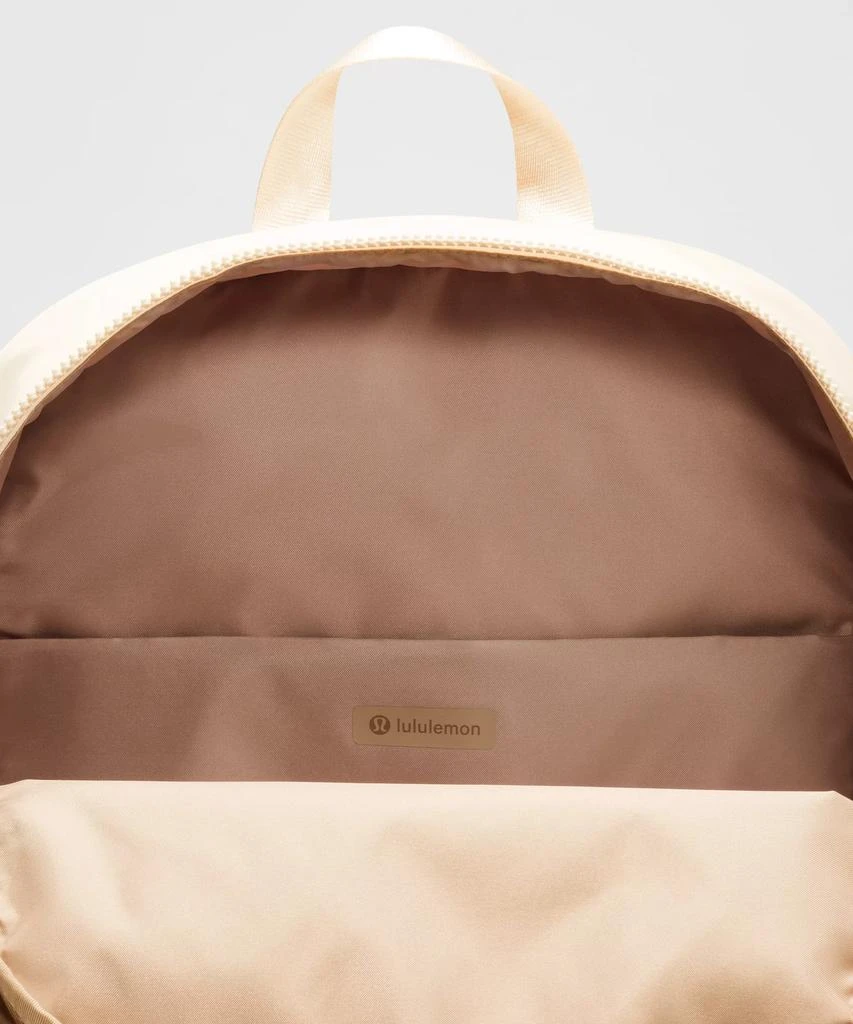 Lululemon Everywhere Backpack 22L 17