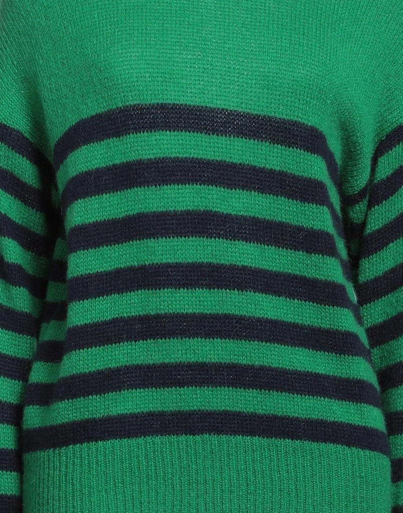VANESSA SCOTT Turtleneck 4