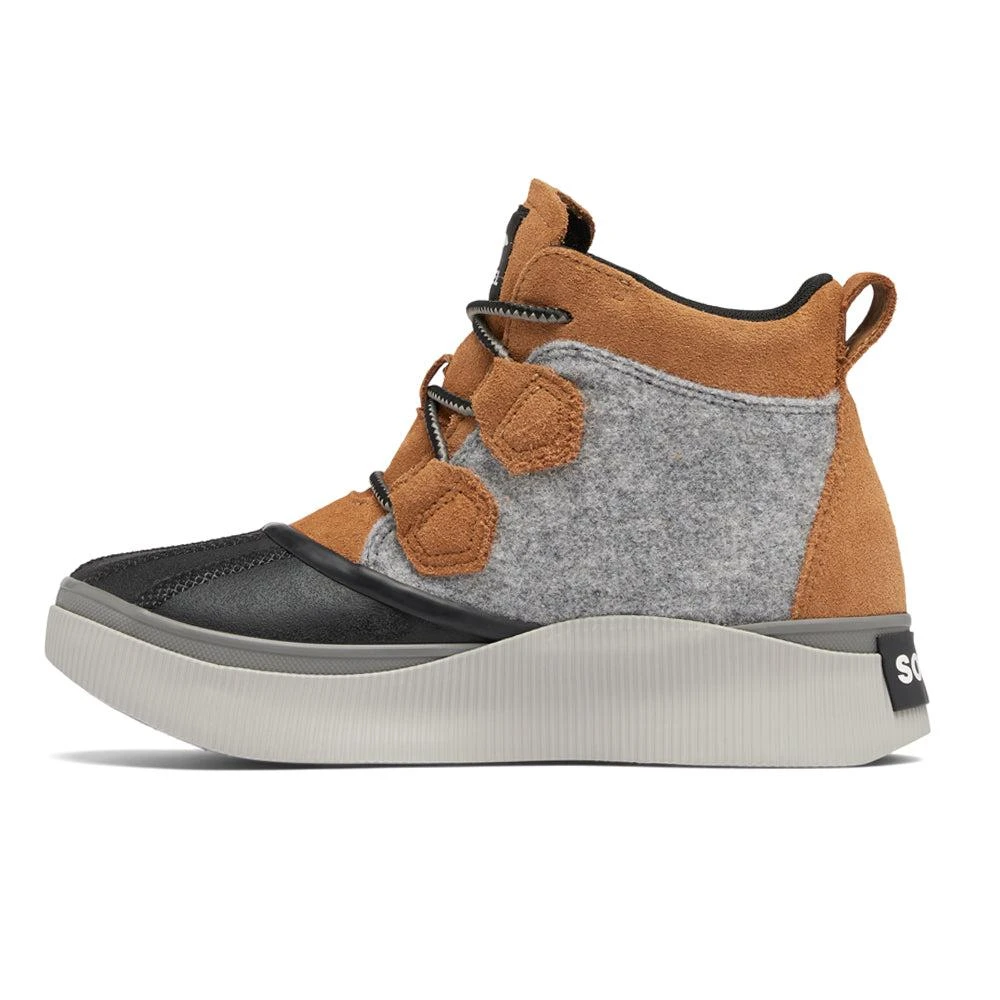 SOREL Out N About IV Classic Waterproof Lace Up Boots 3