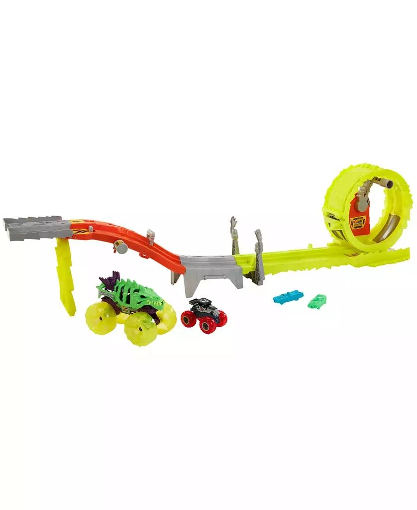 Hot Wheels Monster Trucks Race and Chase Challenge Playset 1