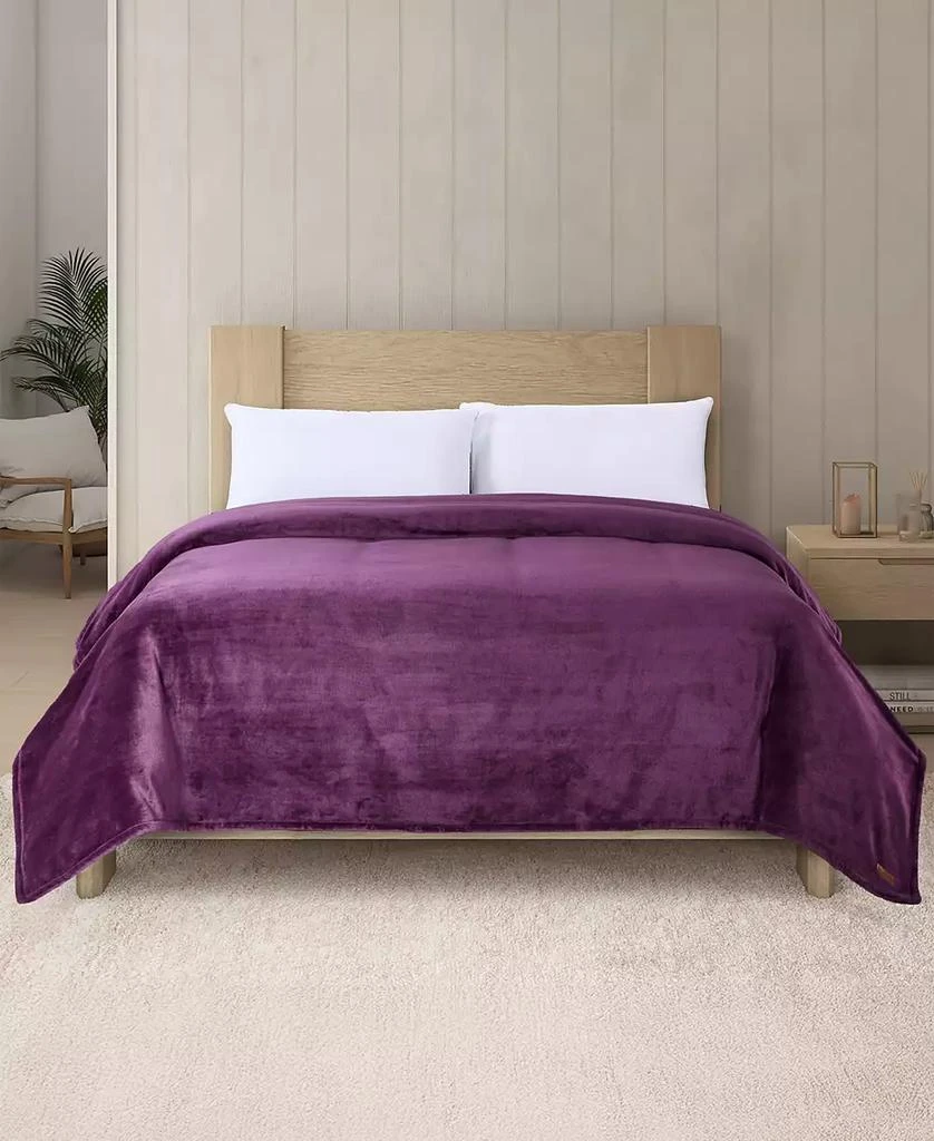 Columbia Super Soft Plush Fleece Blanket 1
