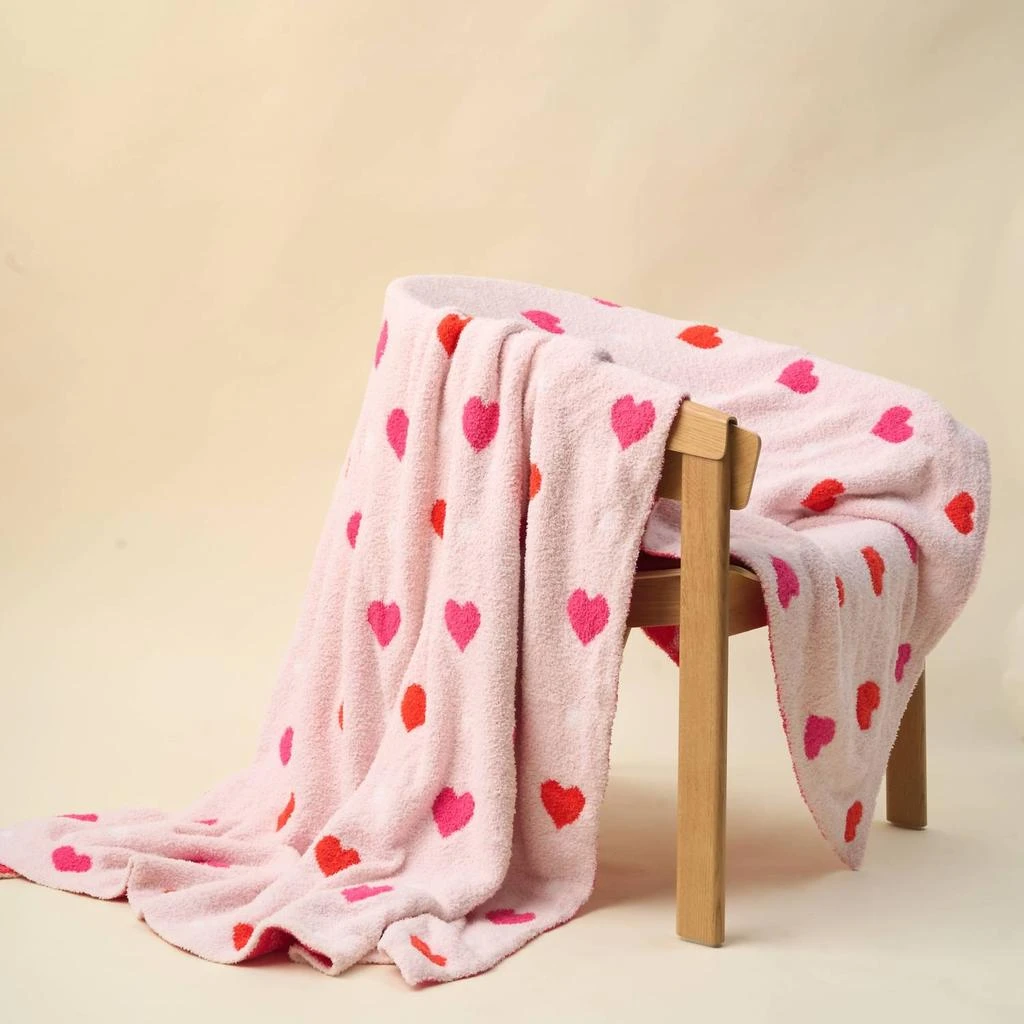 The Darling Effect Cozy Dreams Luxe Blanket In Lil' Hearts 2