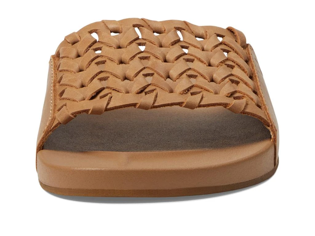 OluKai Kamola 2
