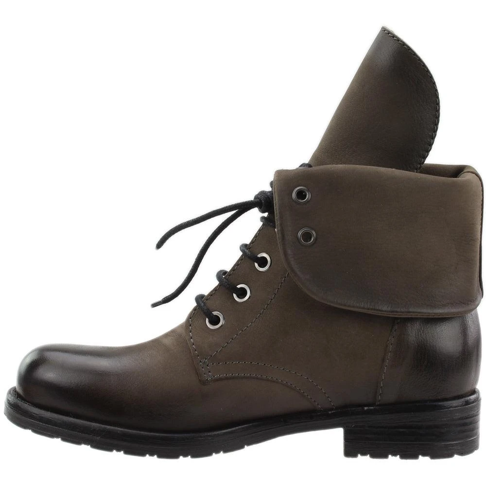 Clarks Minoa River Round Toe Lace Up Boots 3