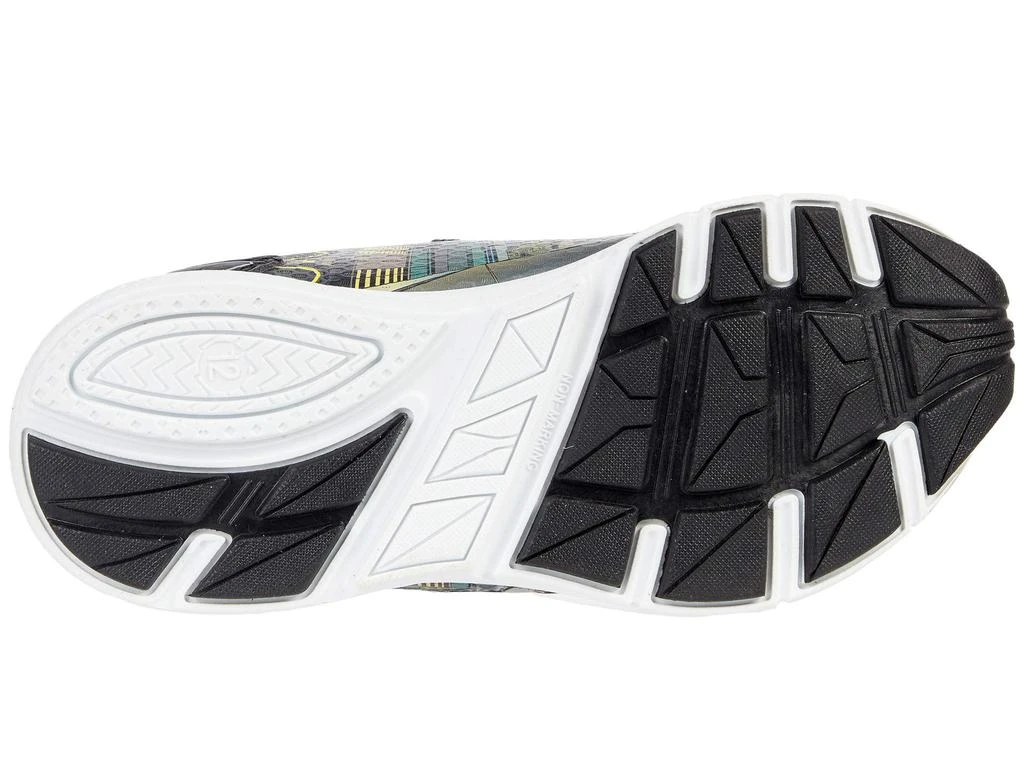 Josmo Kids Batman Lighted Sneaker (Toddler/Little Kid) 3
