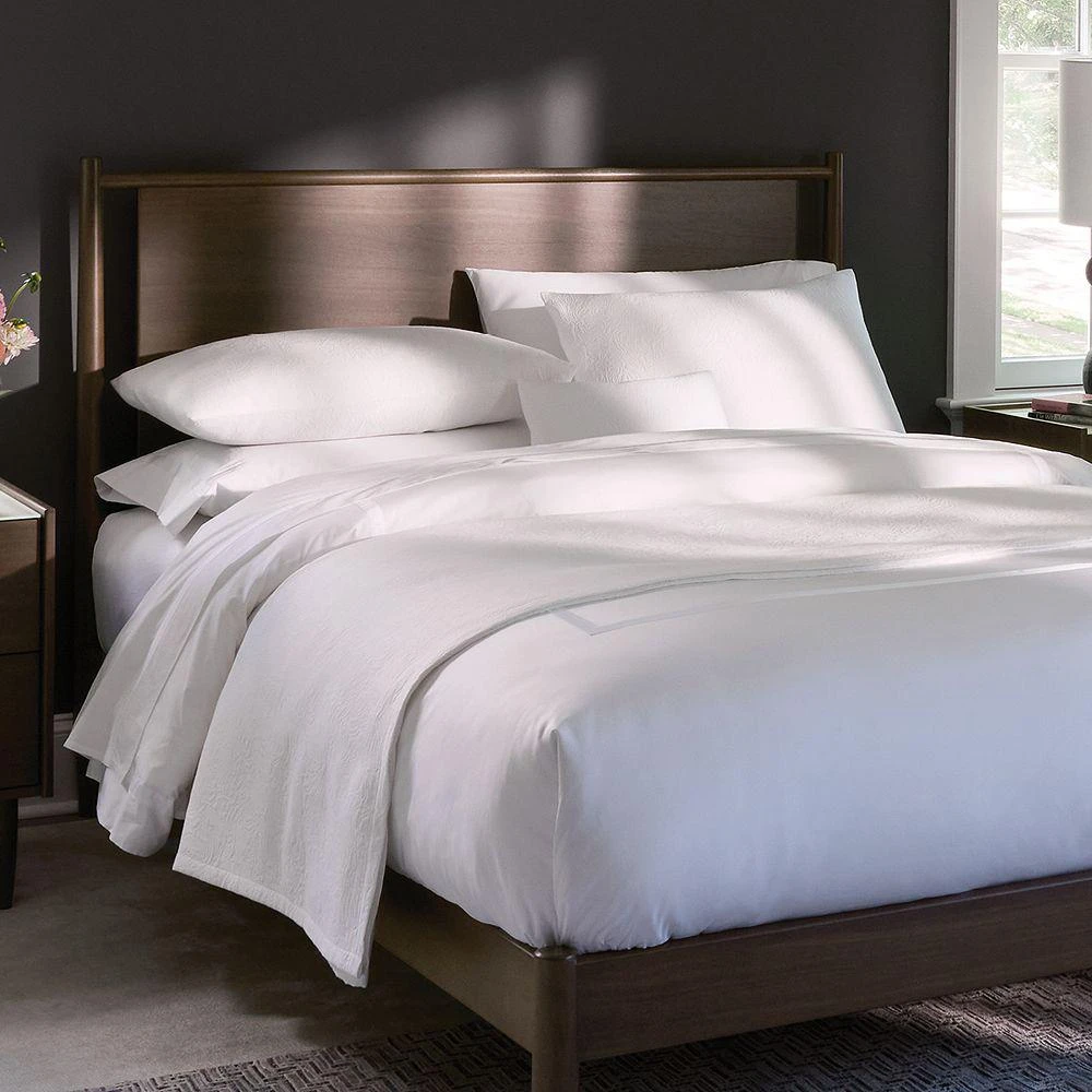 Huppé Marvin Queen Bed - Exclusive 2