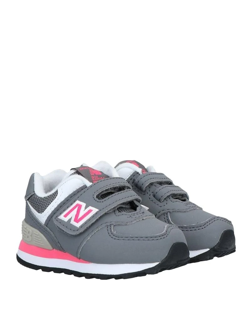 New Balance Sneakers 2