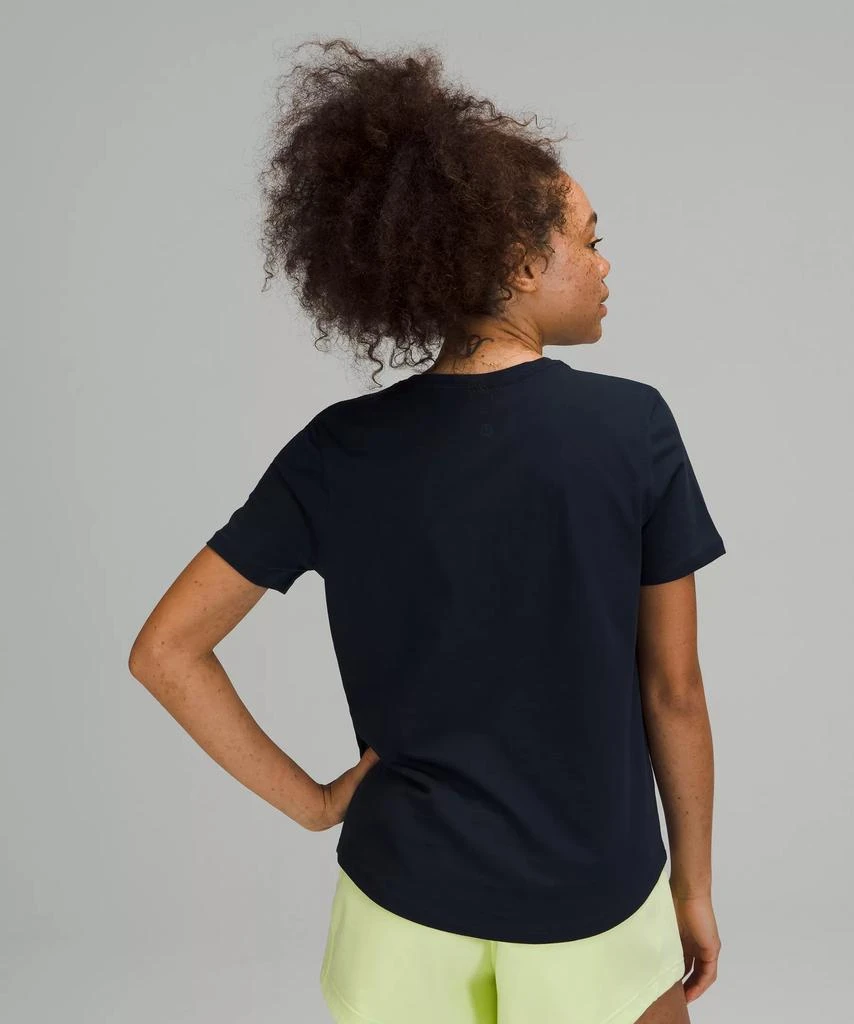 Lululemon Love Curved-Hem Crewneck T-Shirt 18